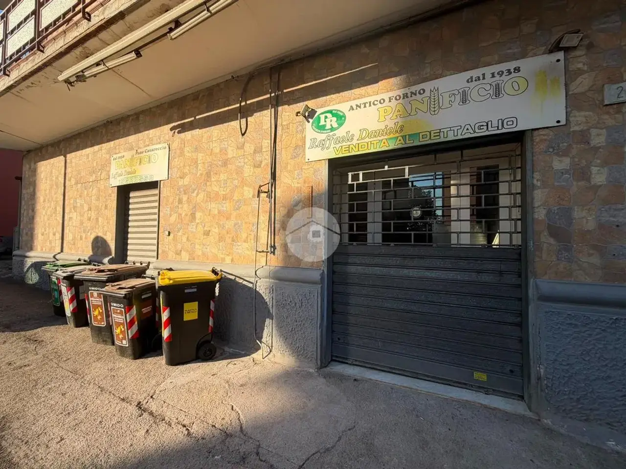 Capannone in Via Zara 24, Napoli, {3} - Foto 1