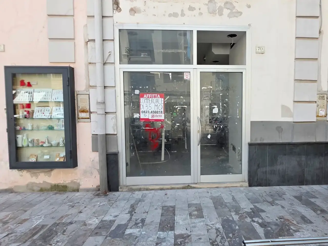 Negozio in Corso Trieste 70, Caserta, {3} - Foto 1