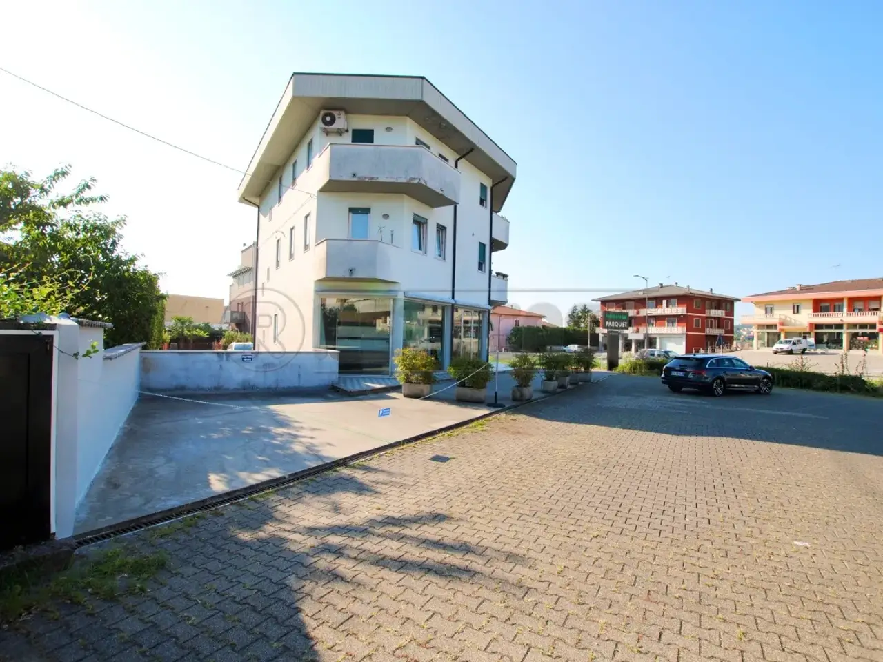 Parcheggio in Via Monte Verlaldo 85, Cornedo Vicentino, {3} - Foto 2