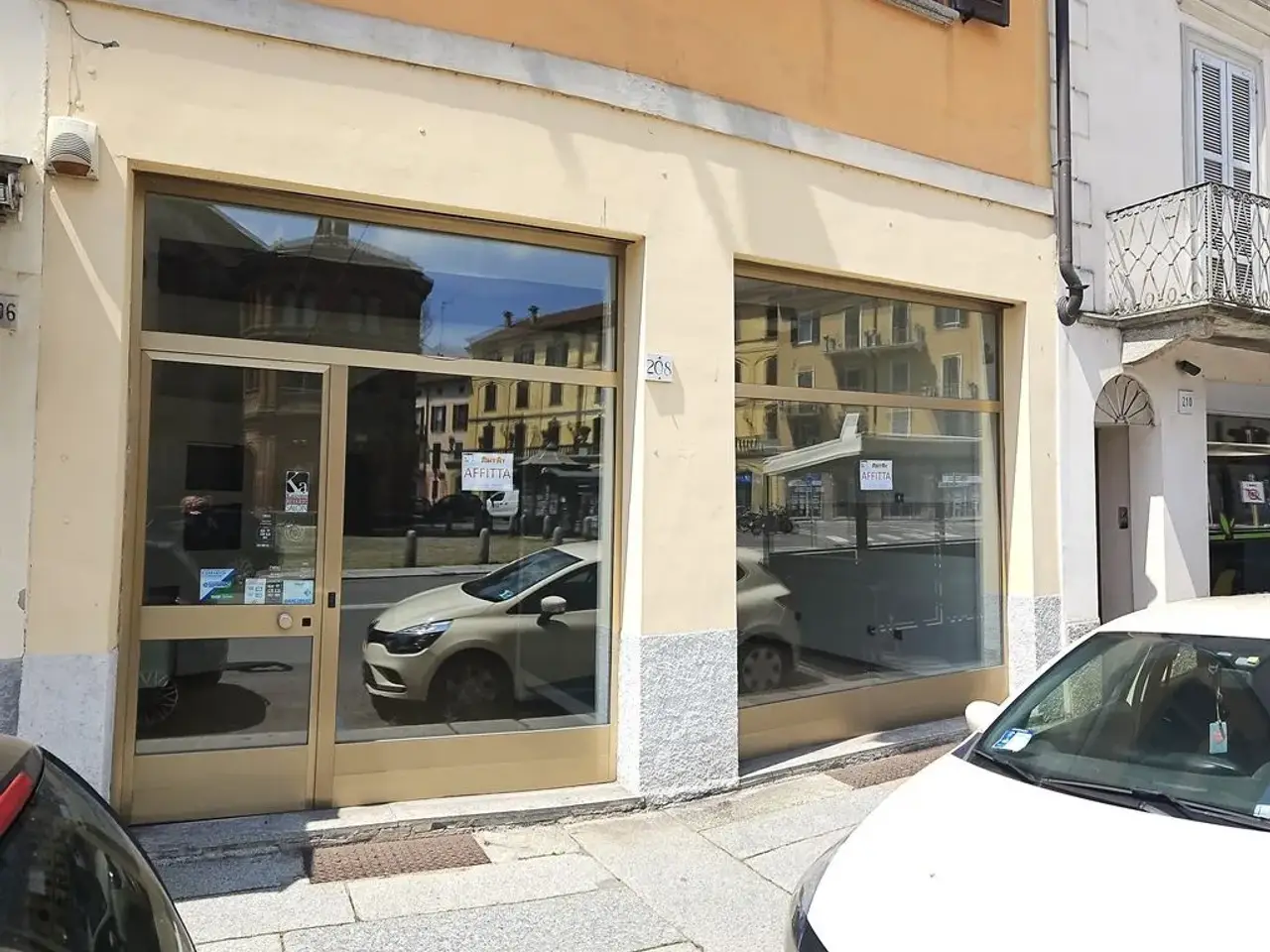 Negozio in Corso Garibaldi 208, Cremona, {3} - Foto 1