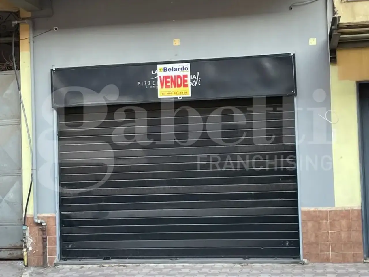 Negozio in Via Alcide De Gasperi 166, Sant'Arpino, {3} - Foto 1
