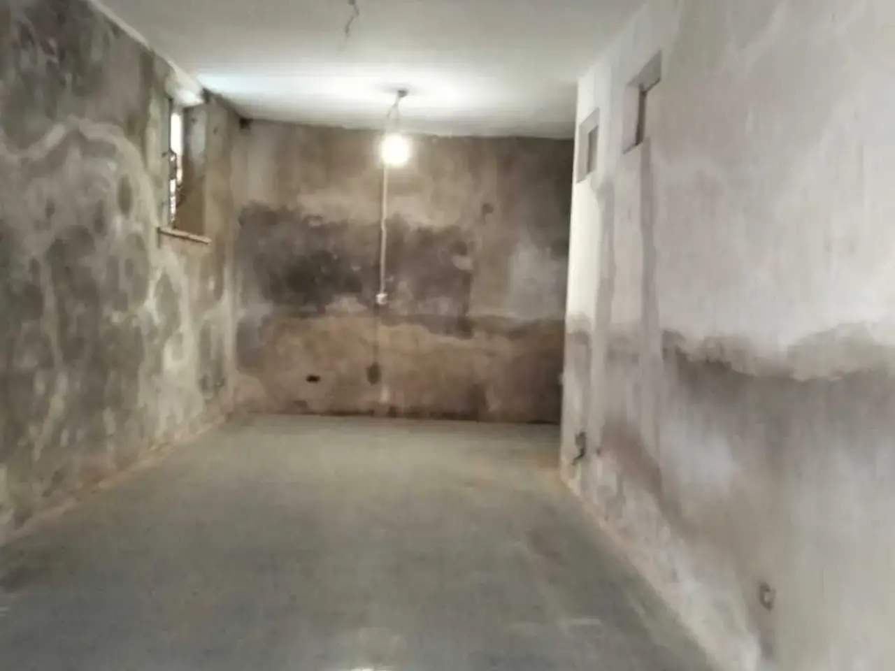 Parcheggio chiuso in Via Santa Maria al Mare, Rimini, {3} - Foto 1