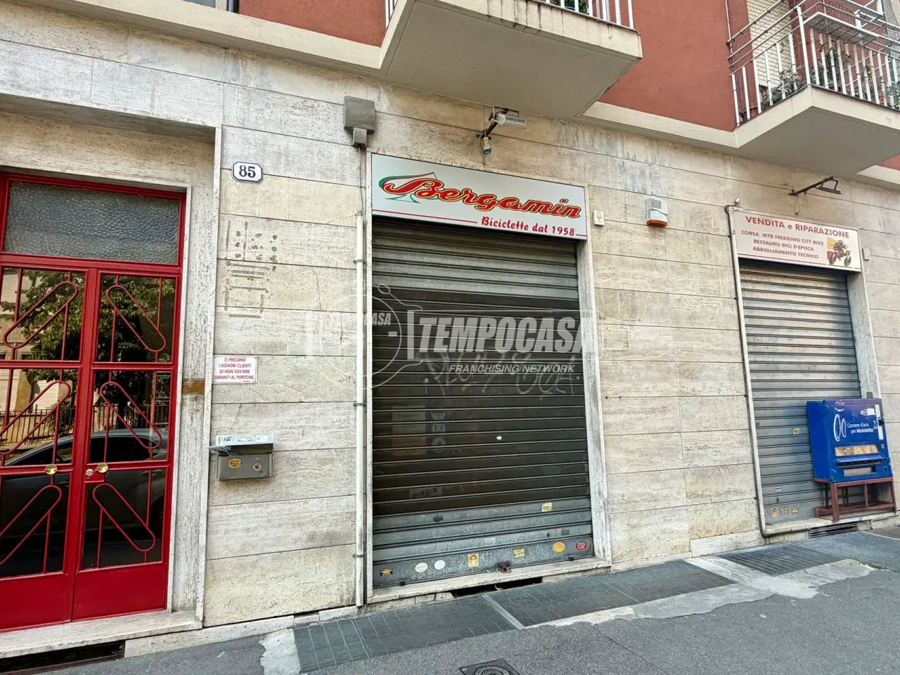 Negozio in Via Paolo Braccini, Torino, {3} - Foto 1