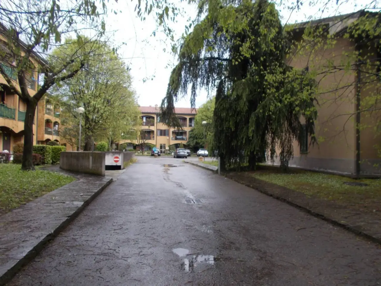 Parcheggio chiuso in , Fara Gera D'Adda, {3} - Foto 2