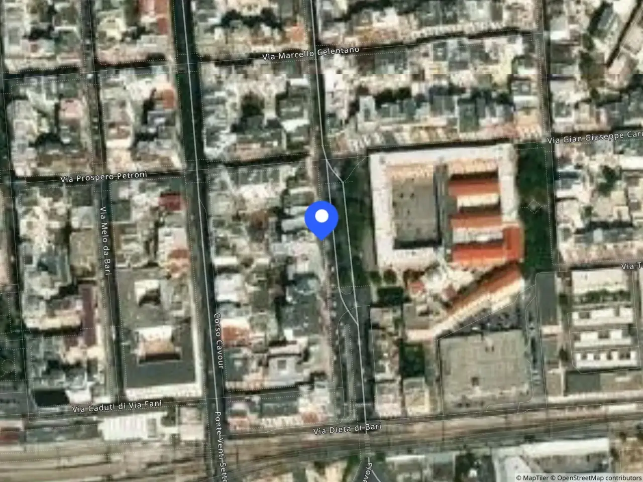 Deposito in P.Za Luigi di Savoia, 13, 70121 Bari Ba, Italia 13, Bari, {3} - Foto 2