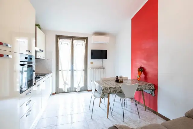 2-room flat in Via Carlo Alberto, Bergamo - Photo 1