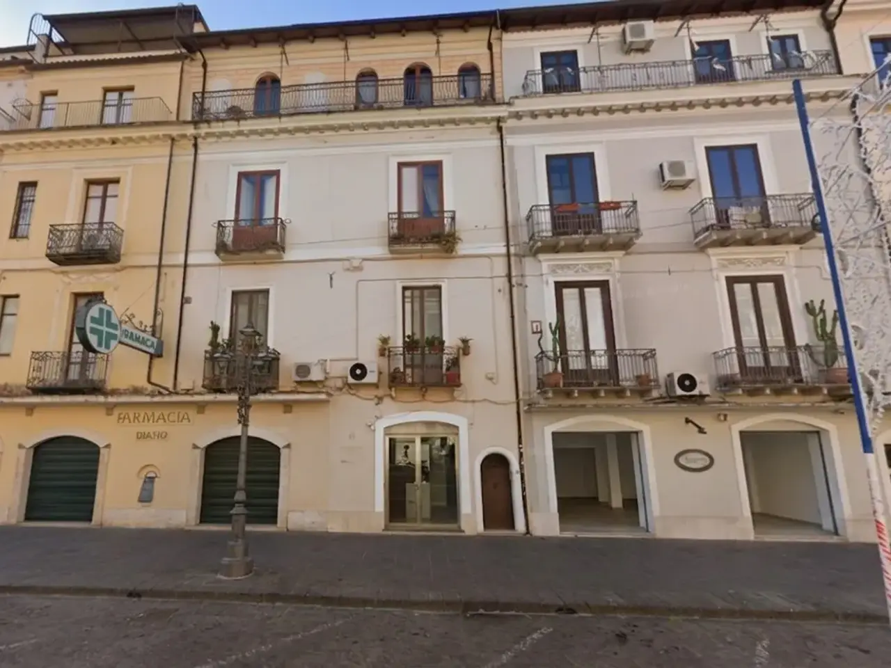 Negozio in Corso Numistrano 49, Lamezia Terme, {3} - Foto 1