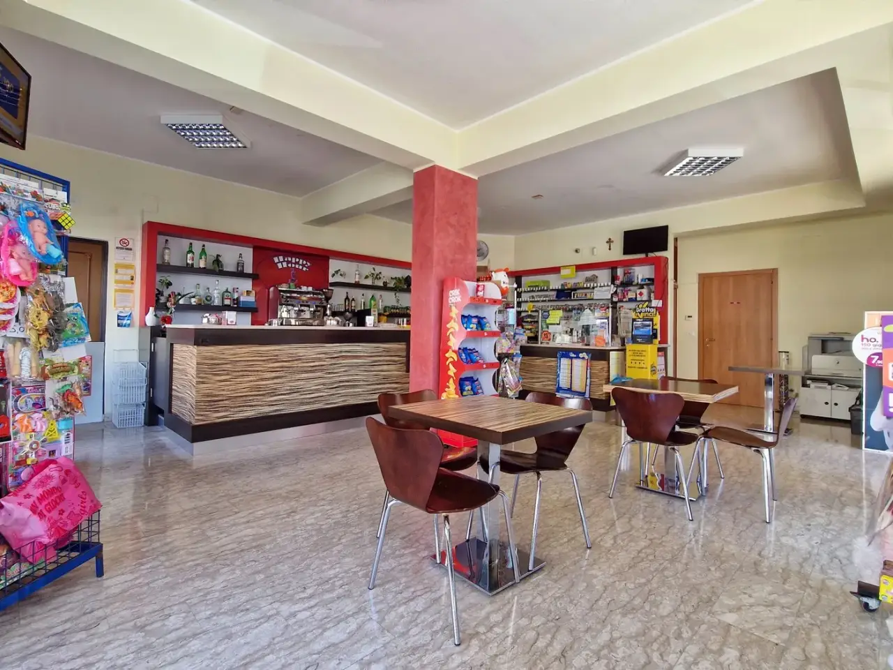 Negozio in Via Lussemburgo  4, L'Aquila, {3} - Foto 2