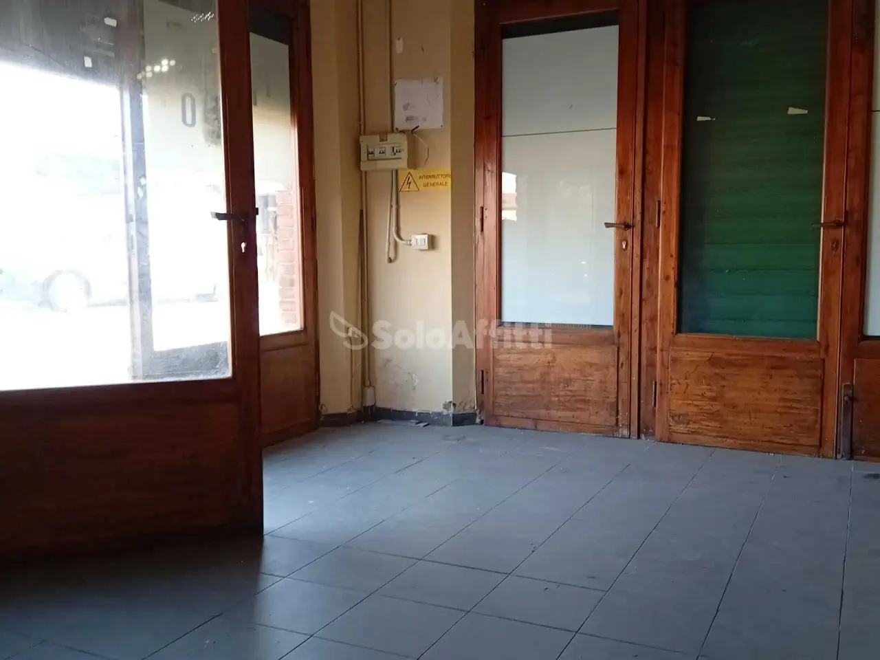Negozio in Via Livornese 78, Pisa, {3} - Foto 1