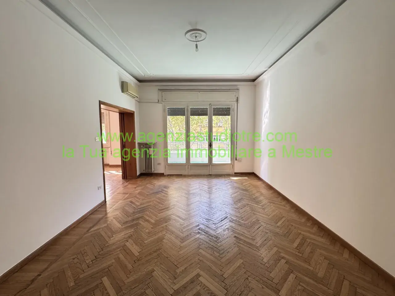 Ufficio in Corso del Popolo 70, Venezia, {3} - Foto 2