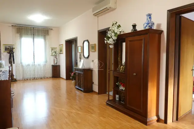 Apartament, Suzzara - Photo 1