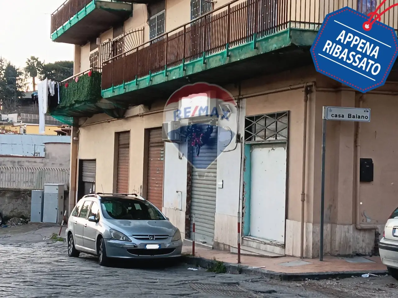 Negozio in Via Casa Baiano 32, Marano Di Napoli, {3} - Foto 1