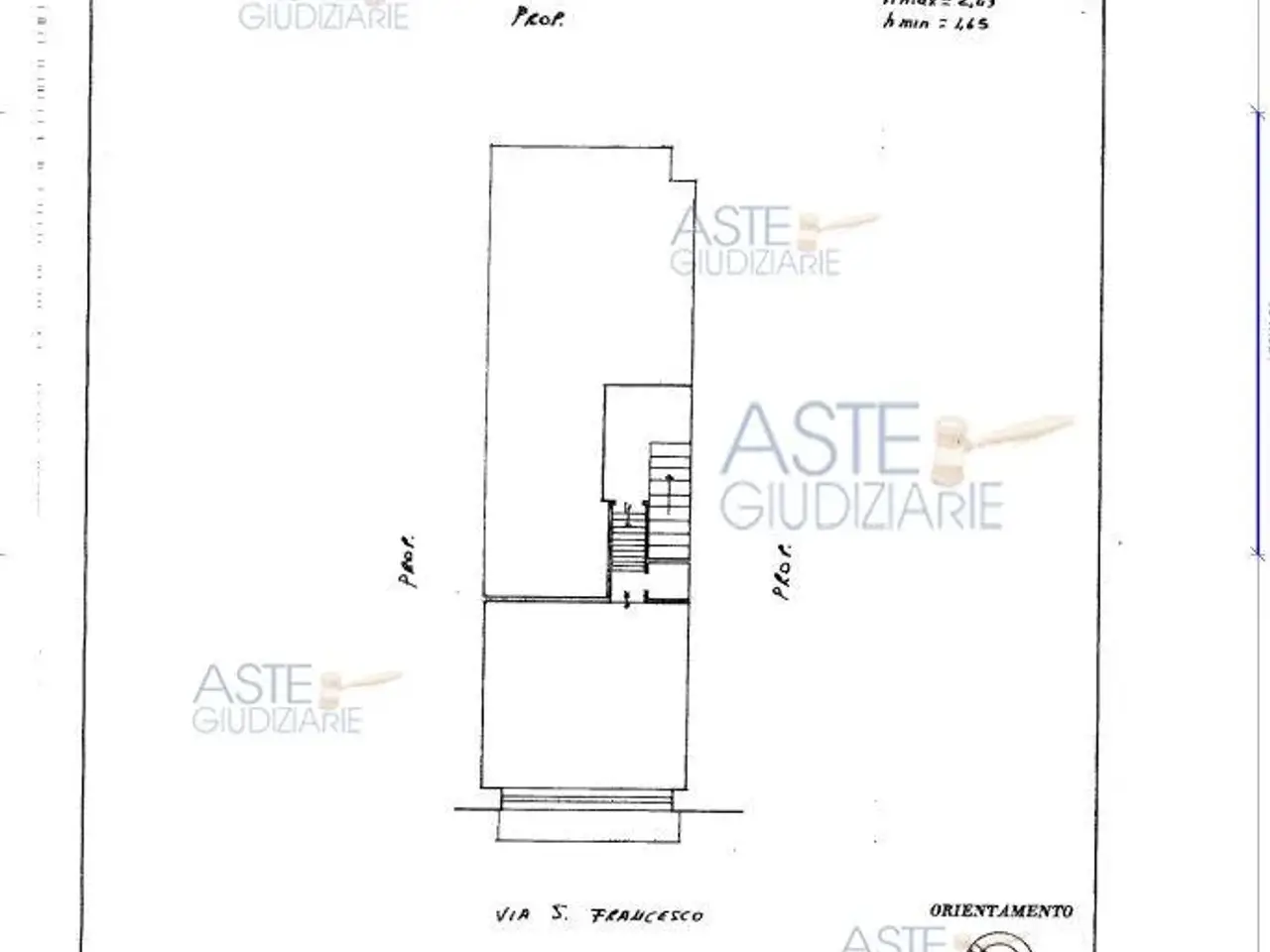 Deposito in Viale S. Francesco d'Assisi, 12, 04022 Fondi Lt, Italia 12, Fondi, {3} - Planimetria 1