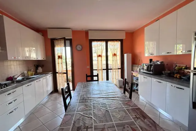 3-room flat in Via Pergolesi, Tavullia - Photo 1