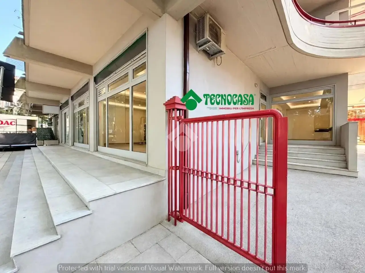 Negozio in Viale S. Modestino, Mercogliano, {3} - Foto 2