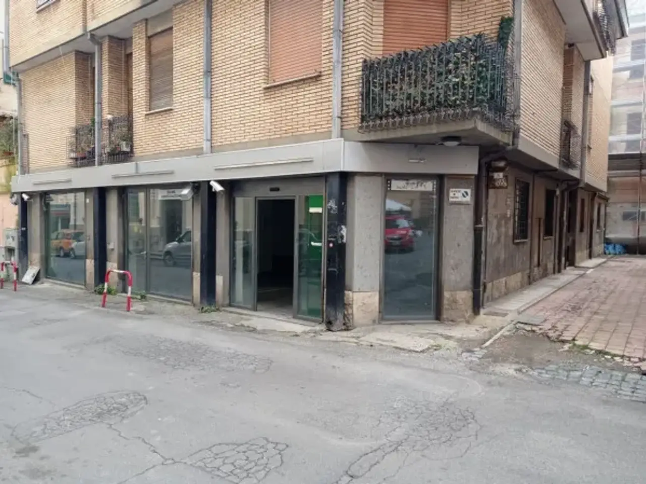 Ufficio in Via San Francesco d'Assisi, Bracciano, {3} - Foto 1