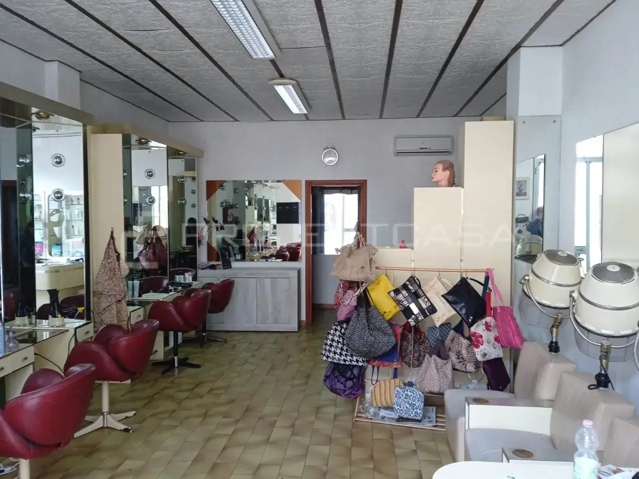 Negozio in Via Ospedale, Maglie, {3} - Foto 1
