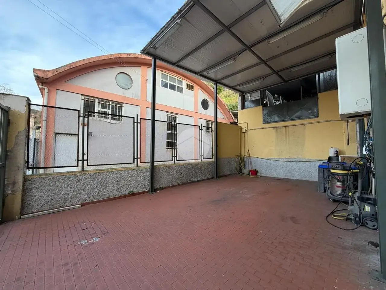 Laboratorio in Via Borzoli 79, Genova, {3} - Foto 1