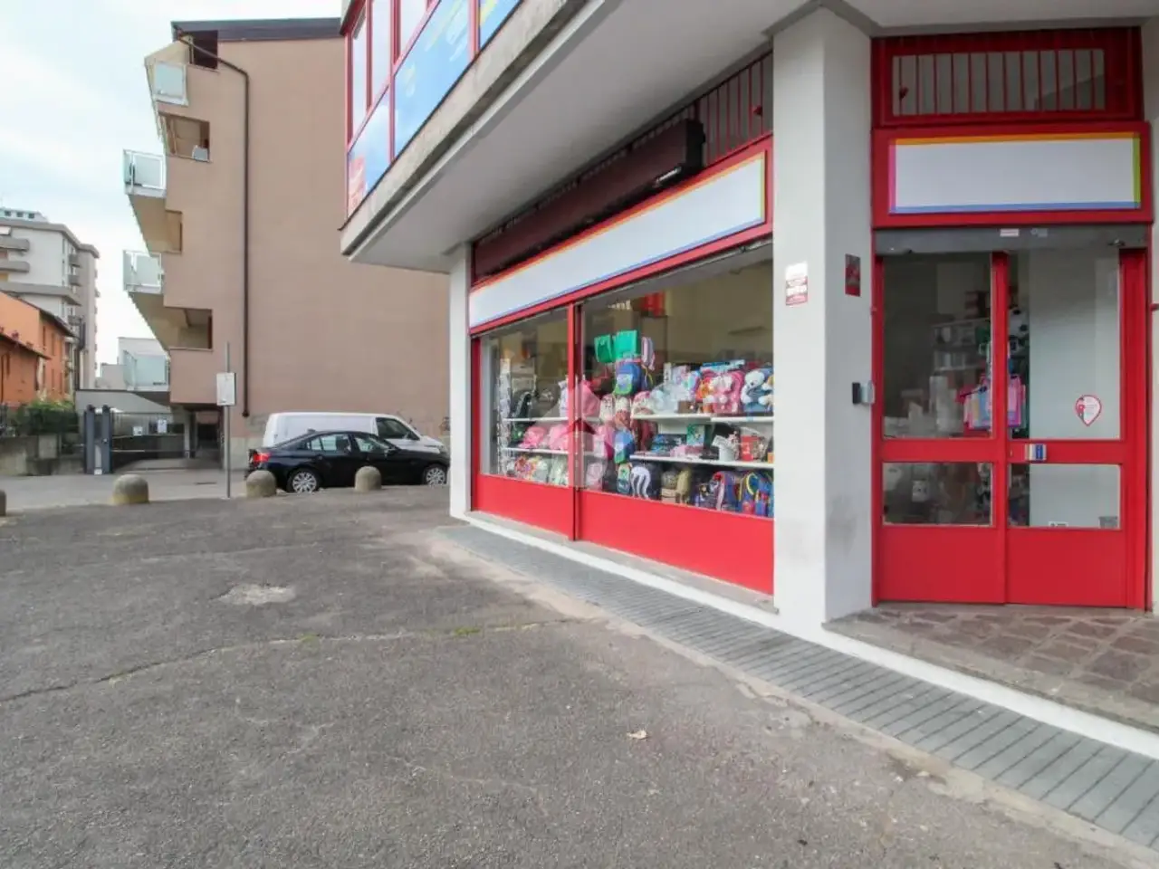 Negozio in Via Giacomo Matteotti 18, San Giuliano Milanese, {3} - Foto 2