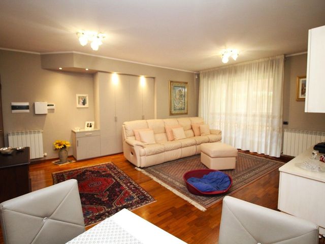 4-room flat in Via Pola 11, Legnano - Photo 1