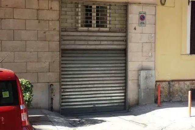 Warenlager in Via Niccolò Machiavelli, Palermo - Foto 1