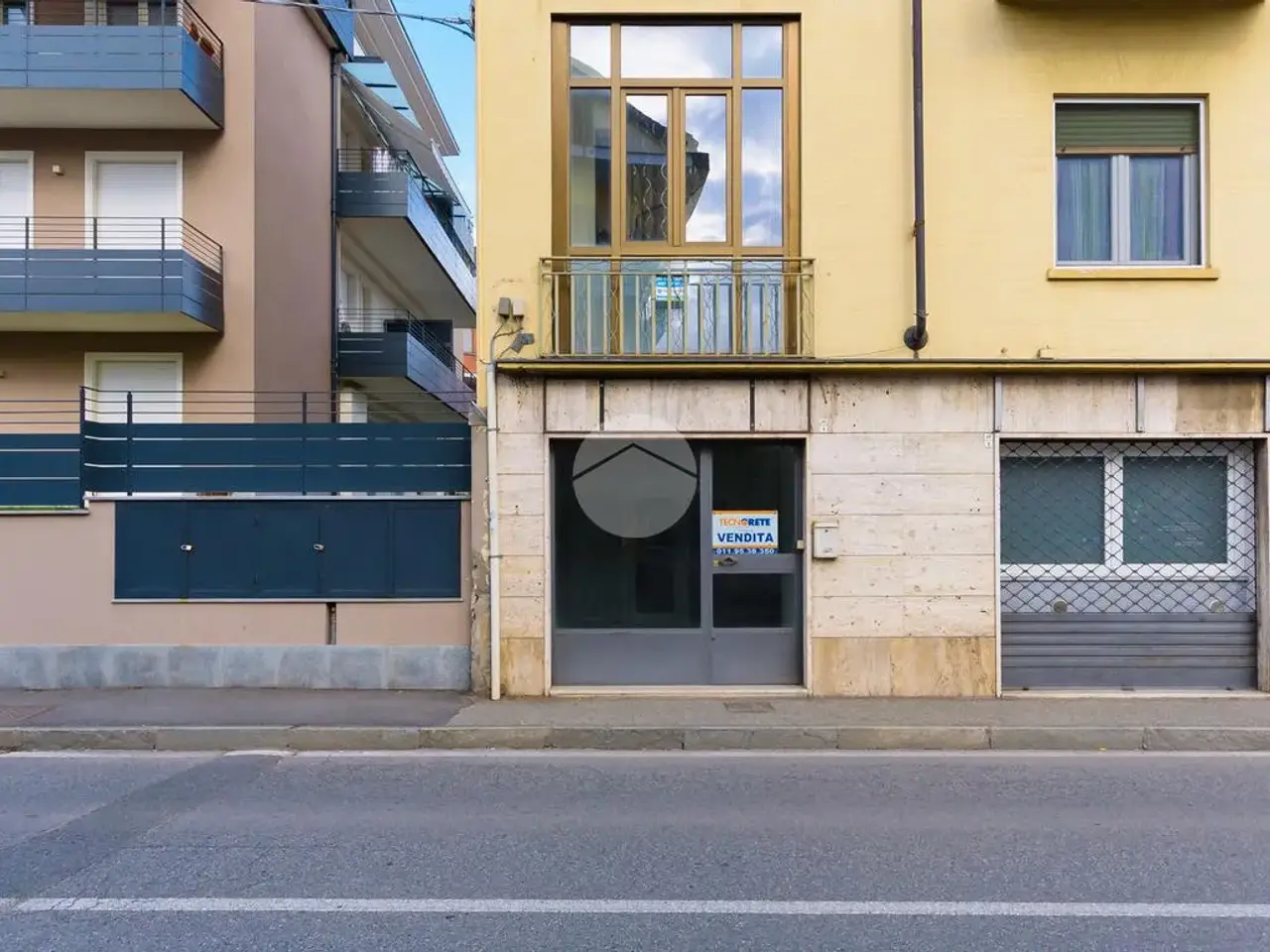 Negozio in C. XXV Aprile 43, Rivoli, {3} - Foto 2