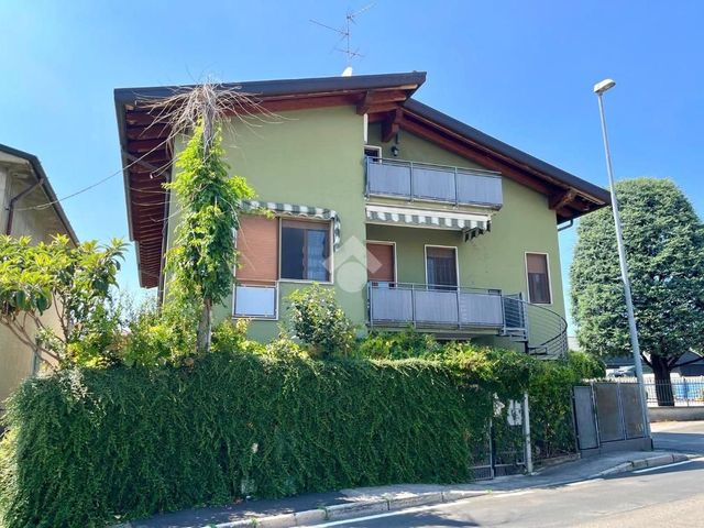 Vierzimmerwohnung in Via Amilcare Ponchielli 45, Giussano - Foto 1