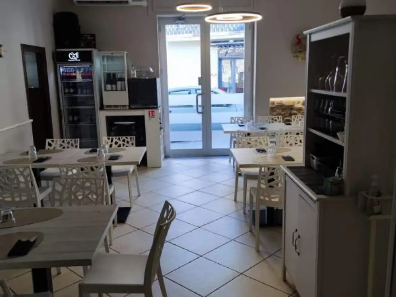 Pizzeria in Via Alcide De Gasperi Snc, Agropoli, {3} - Foto 2