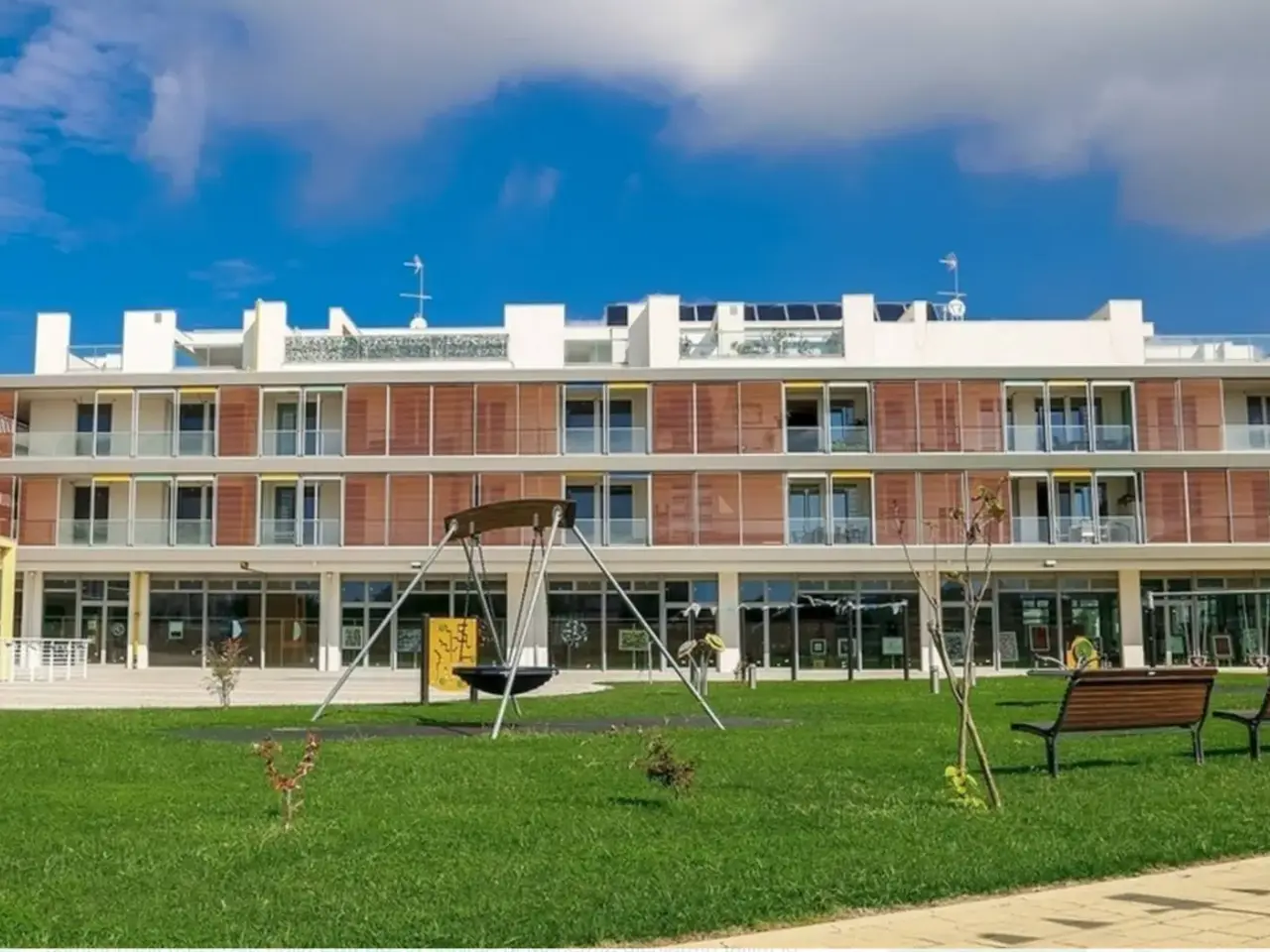 Negozio in Piazza l. Tenco, Jesolo, {3} - Foto 1