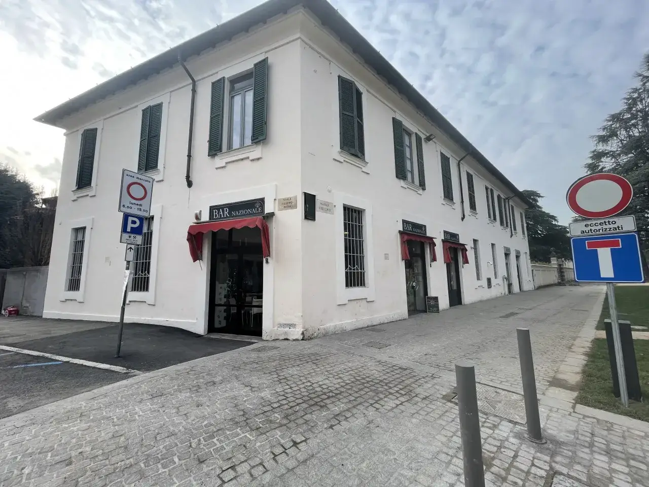 Bar in Piazza Visconti 5, Rho, {3} - Foto 1