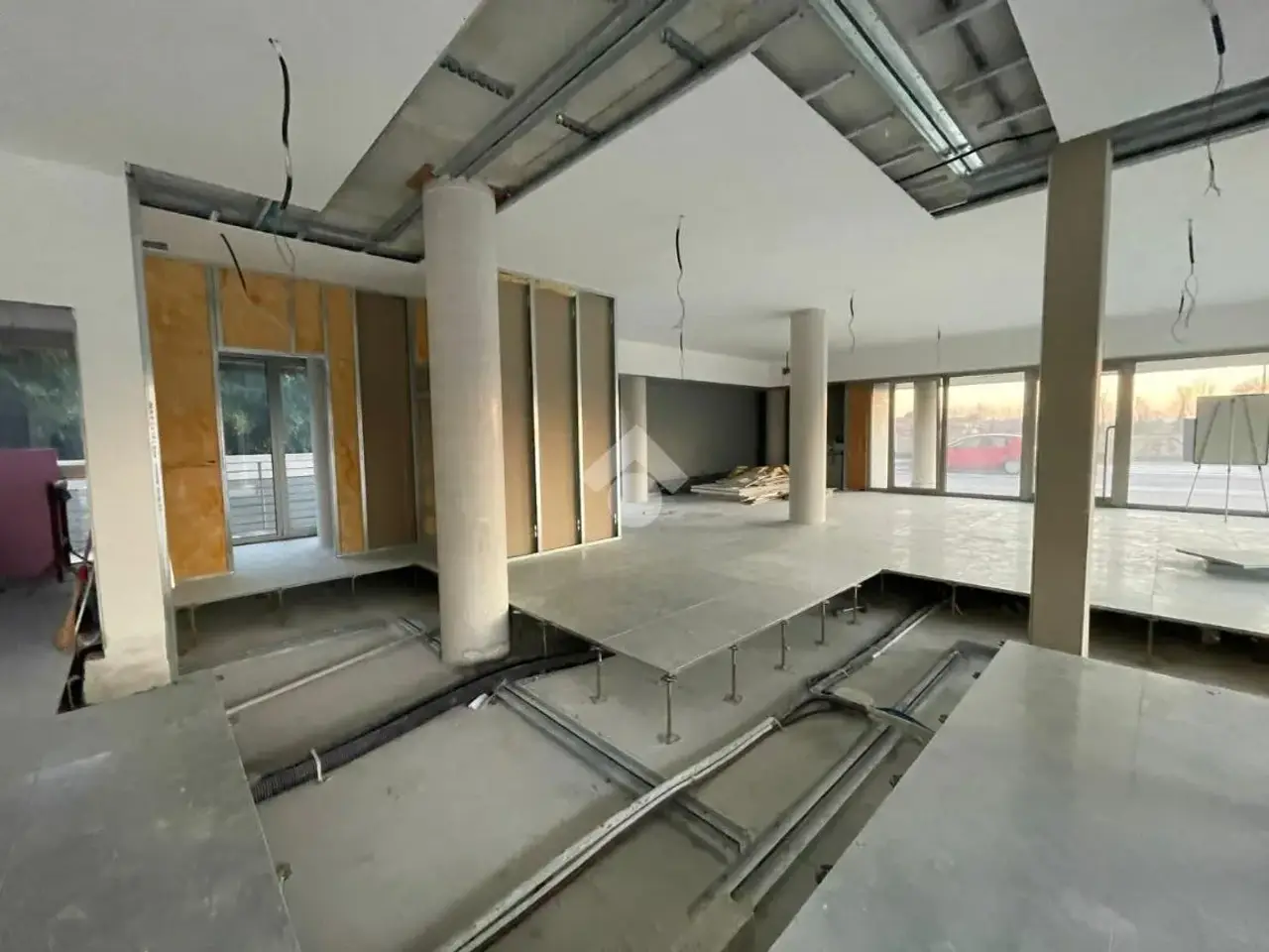 Negozio in Via G.Verdi 110, Campodarsego, {3} - Foto 1