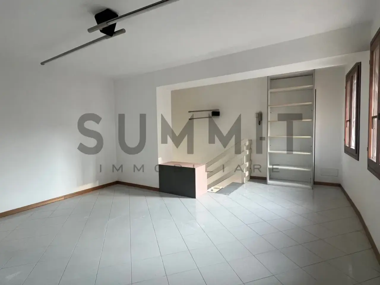Negozio in , Schio, {3} - Foto 1