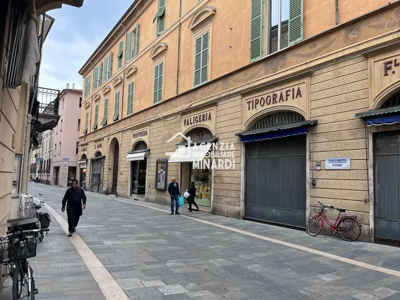 Negozio in , Faenza, {3} - Foto 1