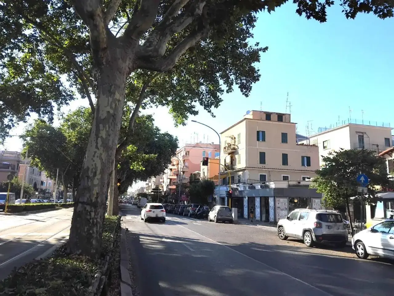 Negozio in Circonvallazione Gianicolense, Roma, {3} - Foto 1