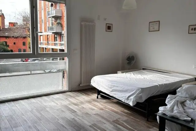 One-room flat in Via Libero Battistelli, Bologna - Photo 1