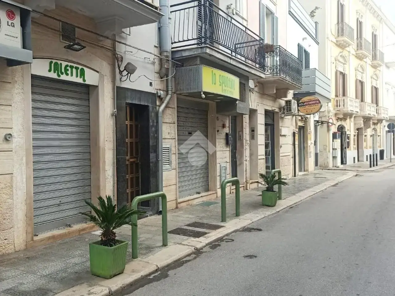Negozio in Via Van Westerhout 83, Mola Di Bari, {3} - Foto 2