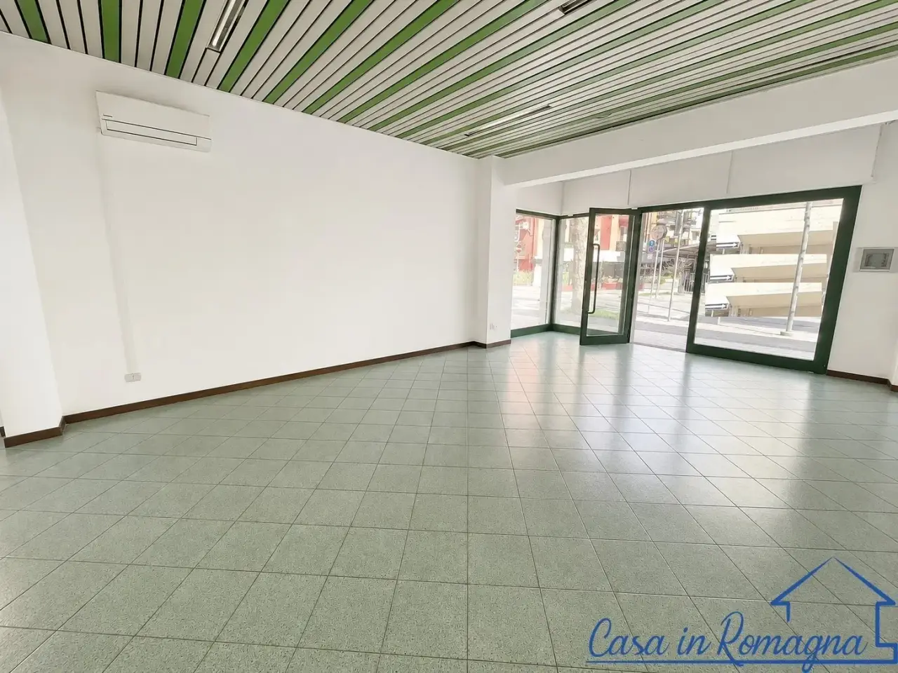 Negozio in Viale Mantova, Rimini, {3} - Foto 2