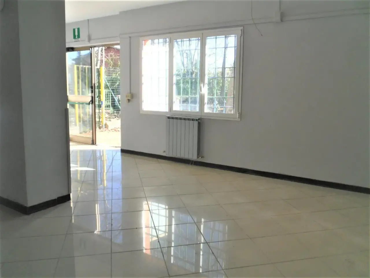 Locale commerciale in , Capannori, {3} - Foto 1