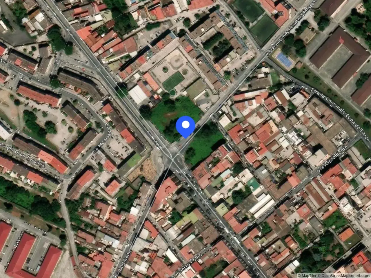 Garage in Via Roma Verso Scampia, 2, 80144 Napoli Na, Italia 2, Napoli, {3} - Foto 2