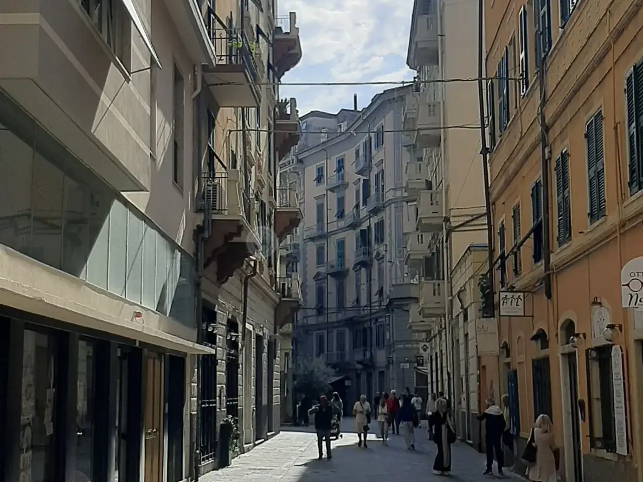 Tabaccheria in , La Spezia, {3} - Foto 1