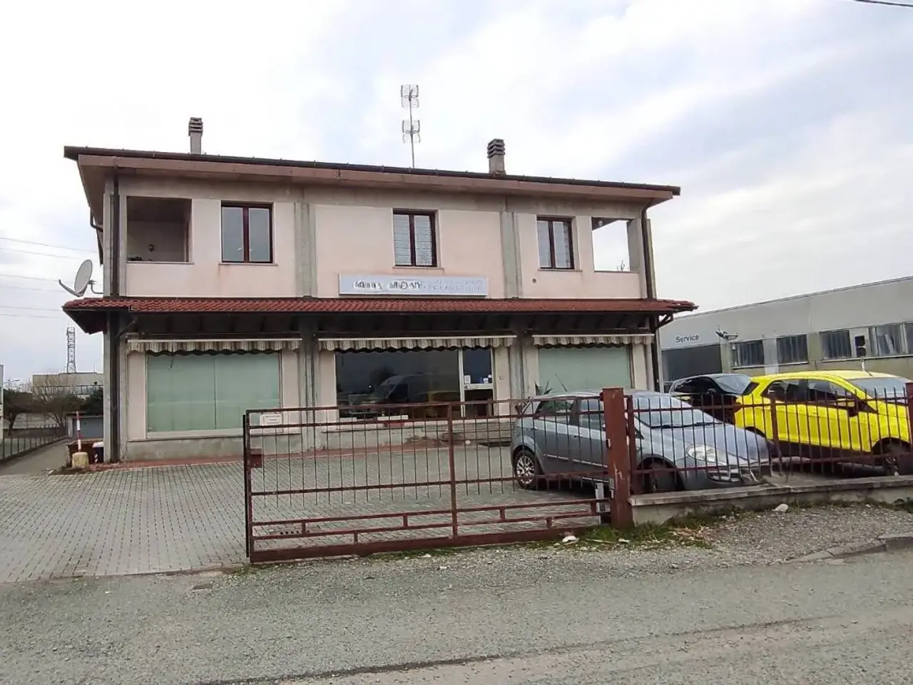 Negozio in , Tortona, {3} - Foto 1
