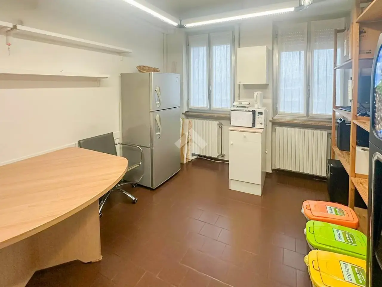 Ufficio in Viale I Maggio 8, Peschiera Borromeo, {3} - Foto 1