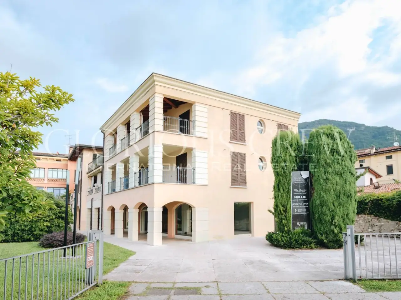 Negozio in Piazza Bresciani 1, Salo', {3} - Foto 1