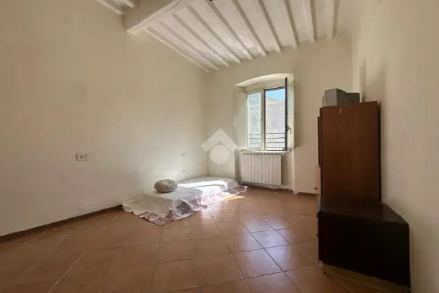 3-room flat in Via Brennero Nord 4077, Lucca - Photo 1