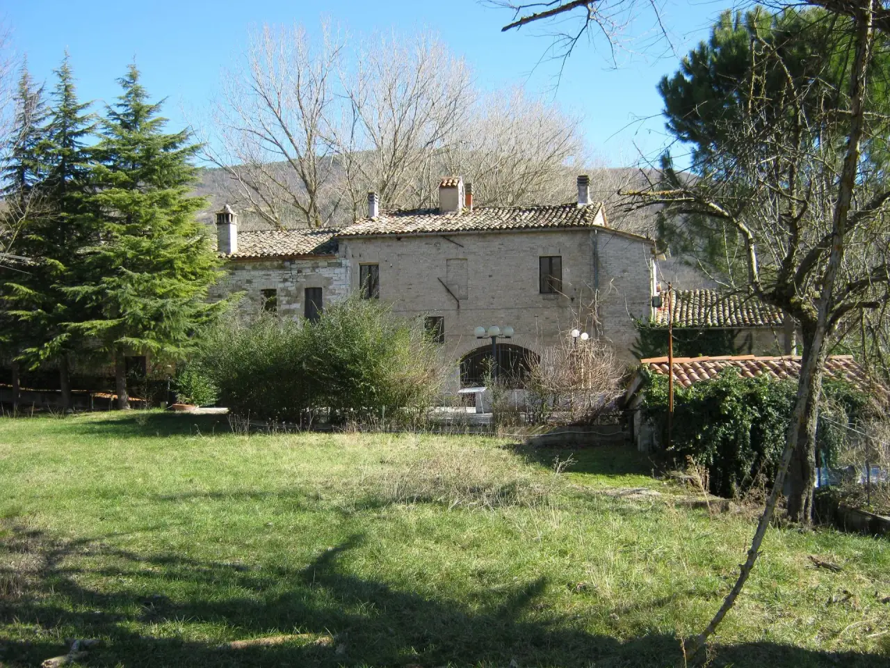 Negozio in Via Niegola, Sassoferrato, {3} - Foto 1
