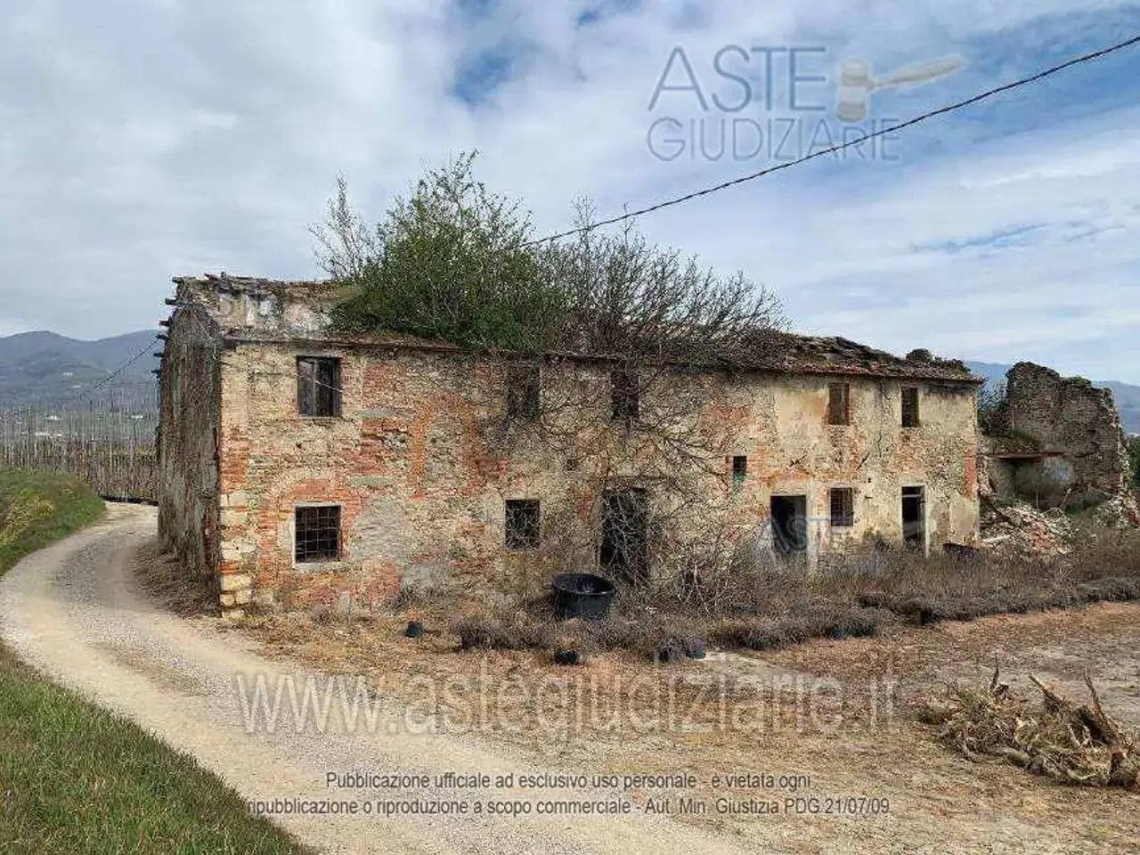 Fabbricato misto in Forramoro E Bulicata, Strada Vicinale Case Barelli,, Pistoia, {3} - Foto 1