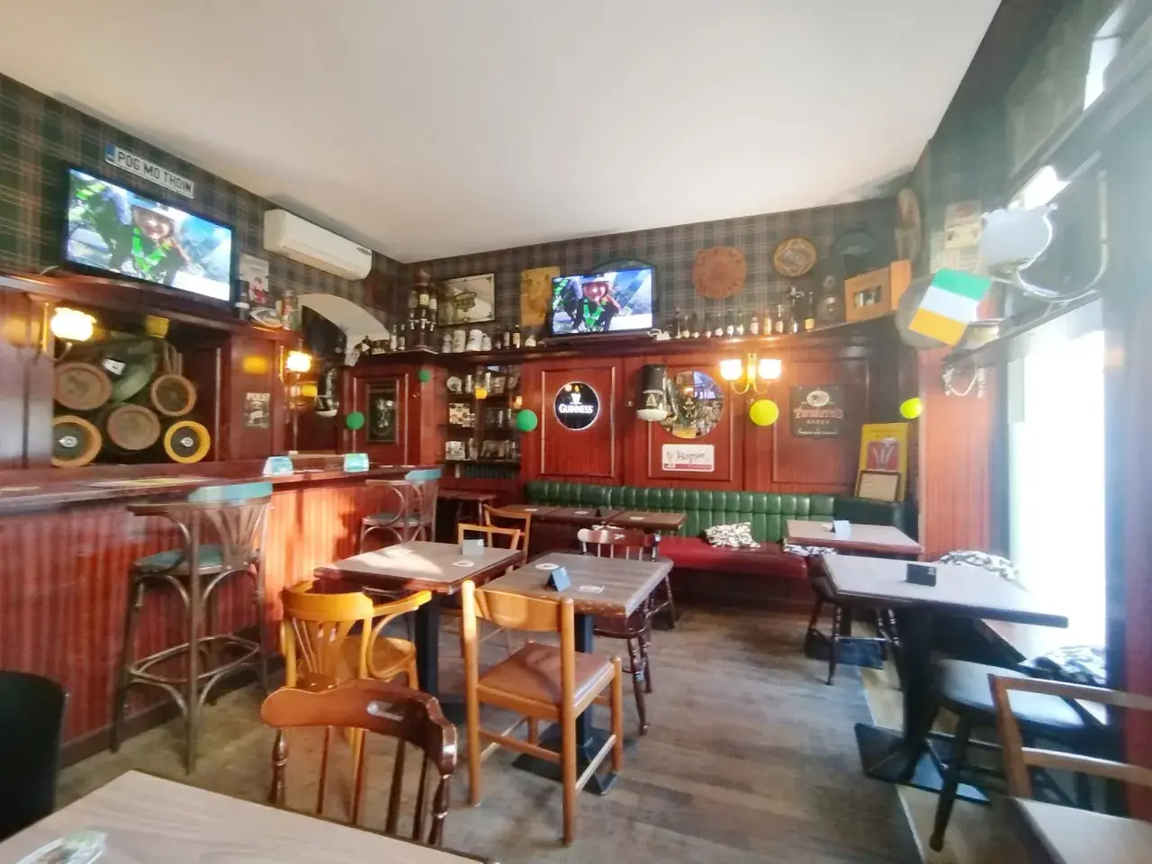 Negozio in Via Luigi Cibrario 9, Torino, {3} - Foto 1