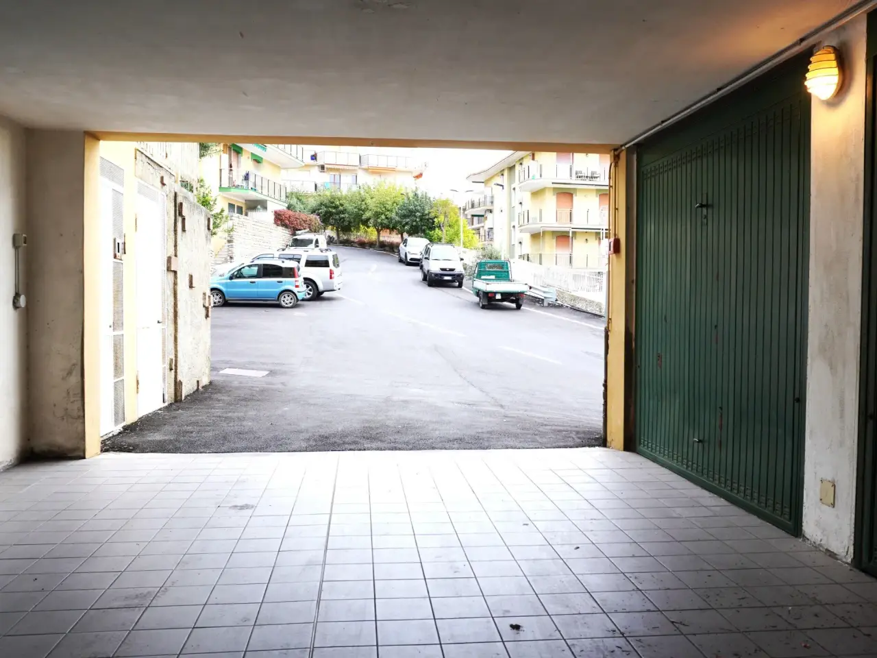 Parcheggio chiuso in Via Privata Giardini, Santo Stefano Al Mare, {3} - Foto 1