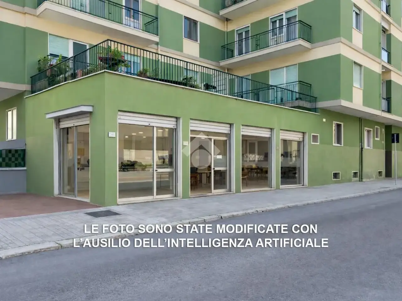 Negozio in Viale Aldo Moro 71, Brindisi, {3} - Foto 1