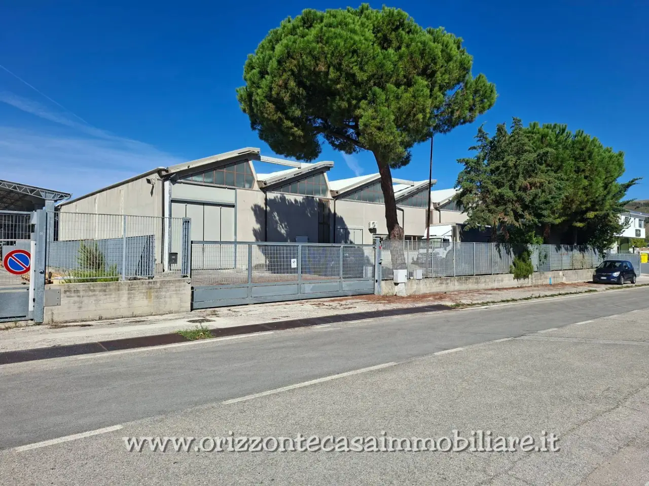 Capannone in , Ascoli Piceno, {3} - Foto 1